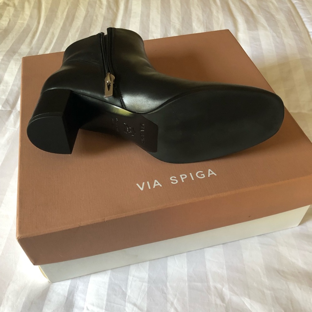 NIB Bia Spiga Black leather Vail Bootie - Picture 3 of 5